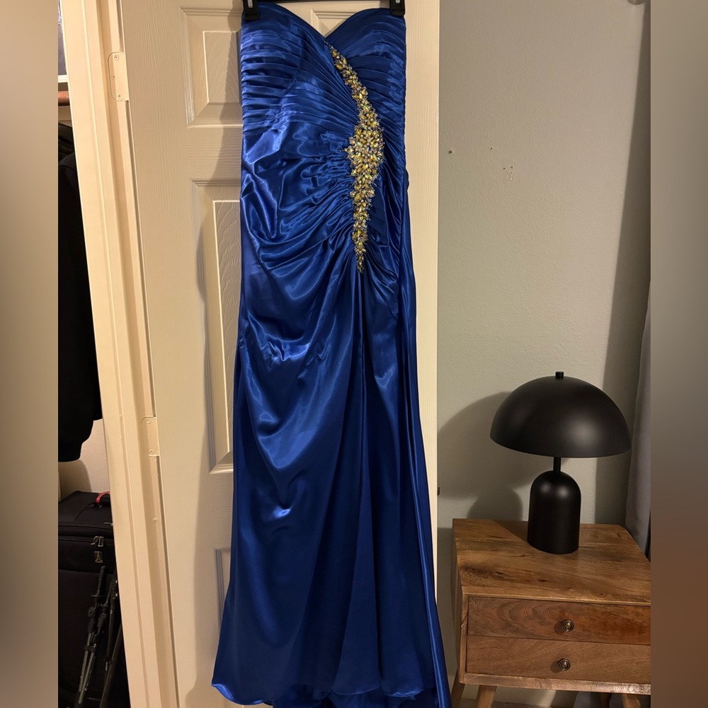 Elegant Blue Satin Dress with Beaded Detail